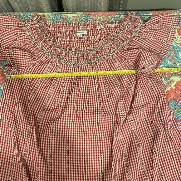 NWOT Max Studio Checkered Peasant Top - Picture 8 of 9